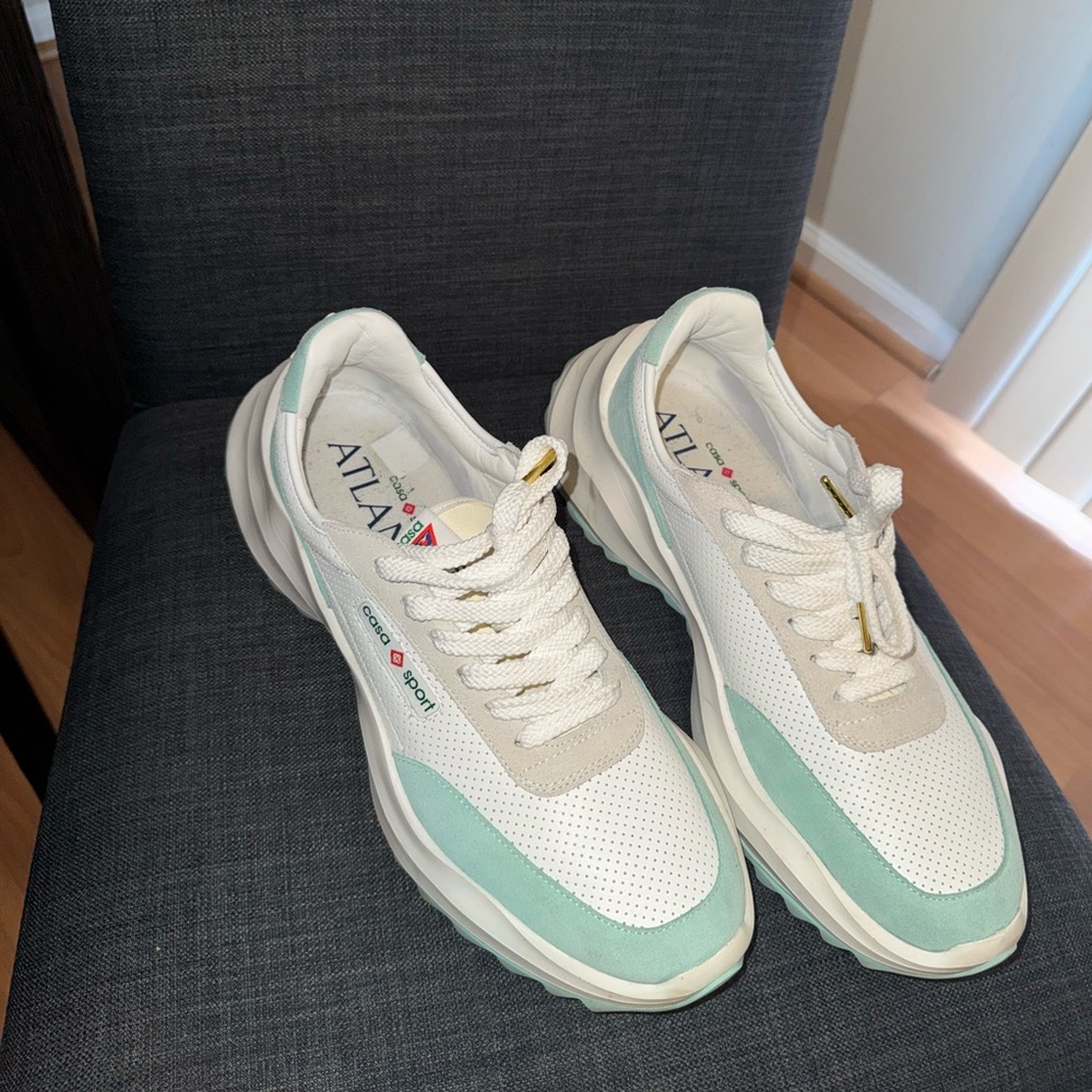 Casa Blanca sneakers